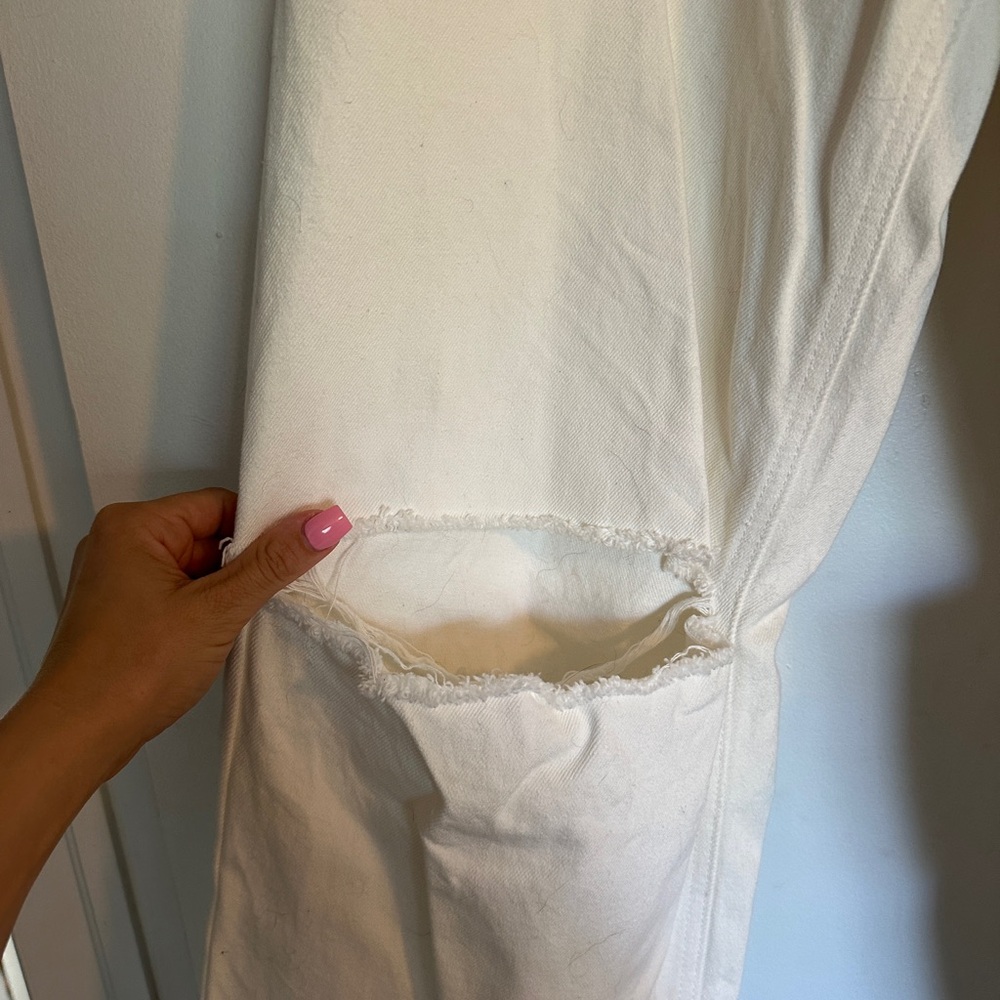 White Jeans - Picture 2 of 4